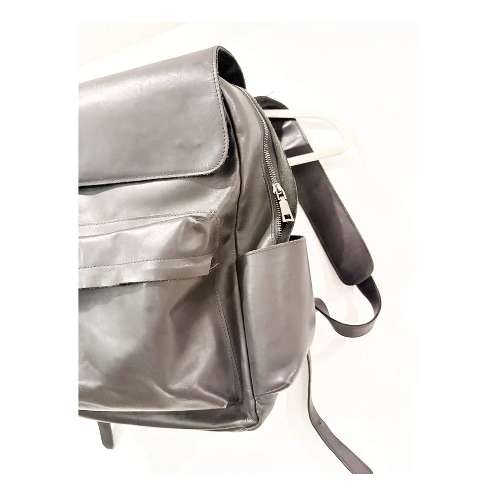 Bullstrap Terra‎ Backpack Obsidian Black Leather Laptop Bag Minimalist Travel